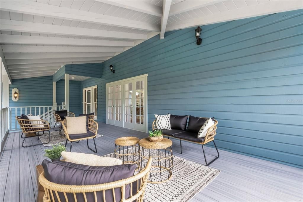 For Sale: $3,750,000 (3 beds, 3 baths, 3794 Square Feet)