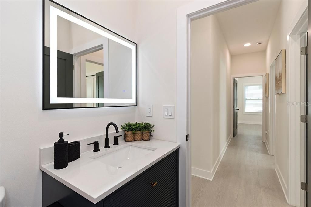 Active With Contract: $399,400 (3 beds, 2 baths, 1592 Square Feet)