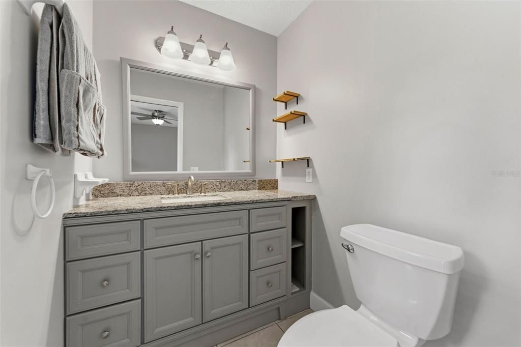 For Sale: $275,000 (2 beds, 2 baths, 1422 Square Feet)