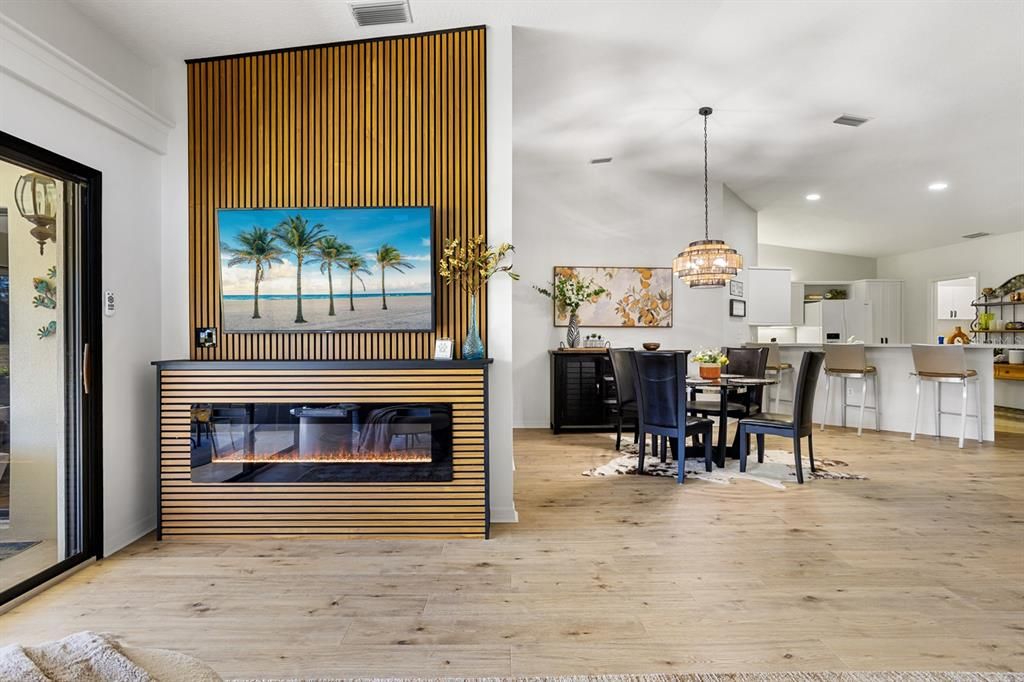 На продажу: $319,900 (3 спален, 2 ванн, 1897 Квадратных фут)