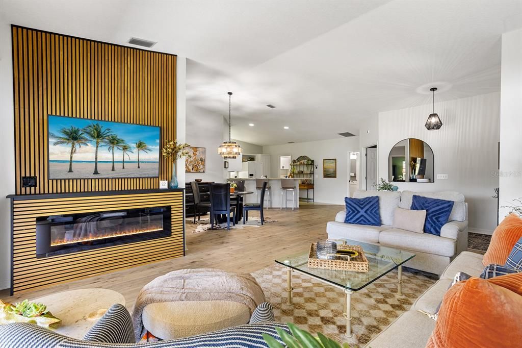 На продажу: $319,900 (3 спален, 2 ванн, 1897 Квадратных фут)