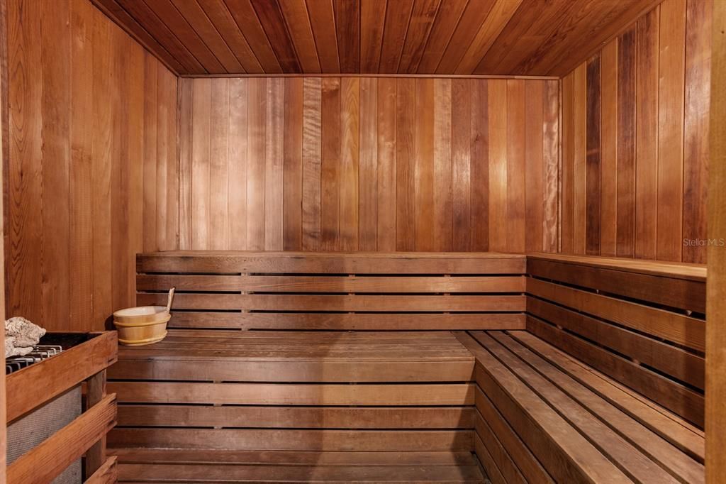 На продажу: $319,900 (3 спален, 2 ванн, 1897 Квадратных фут)