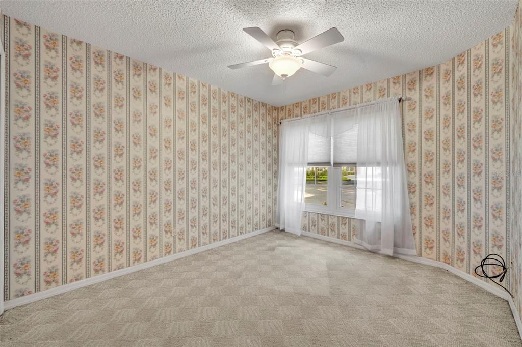 For Sale: $299,000 (2 beds, 2 baths, 1335 Square Feet)