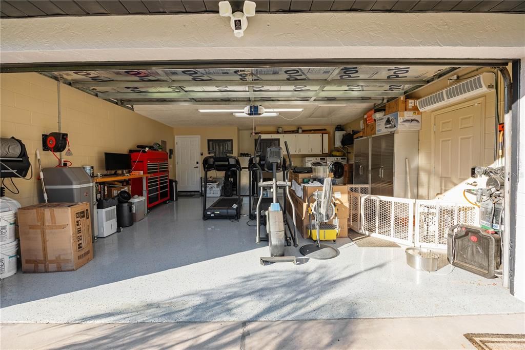 For Sale: $370,000 (3 beds, 2 baths, 1586 Square Feet)