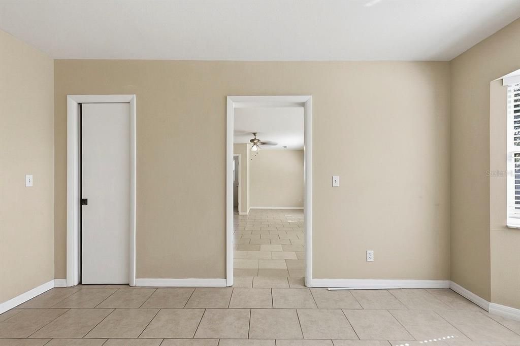 For Sale: $434,900 (4 beds, 2 baths, 2642 Square Feet)