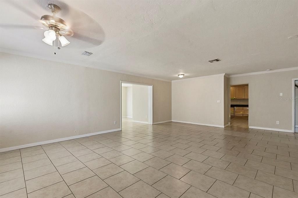 For Sale: $434,900 (4 beds, 2 baths, 2642 Square Feet)