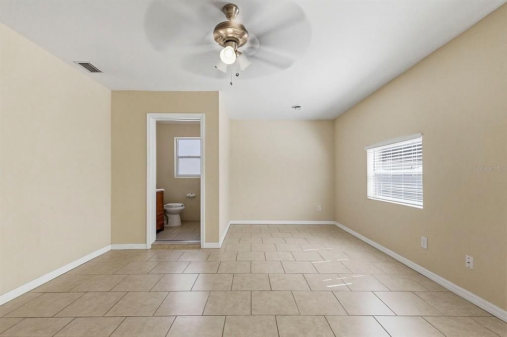 For Sale: $434,900 (4 beds, 2 baths, 2642 Square Feet)