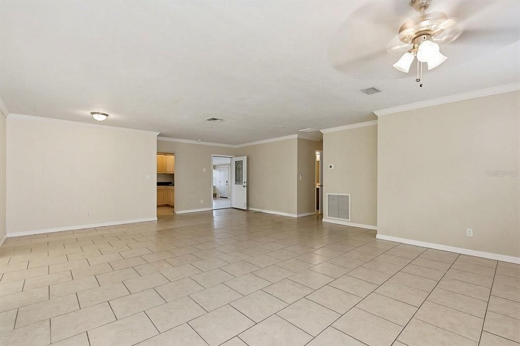 For Sale: $434,900 (4 beds, 2 baths, 2642 Square Feet)