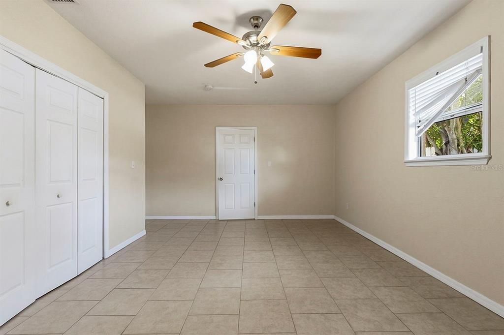 For Sale: $434,900 (4 beds, 2 baths, 2642 Square Feet)