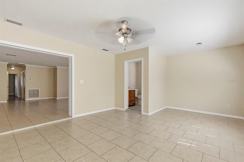 For Sale: $434,900 (4 beds, 2 baths, 2642 Square Feet)