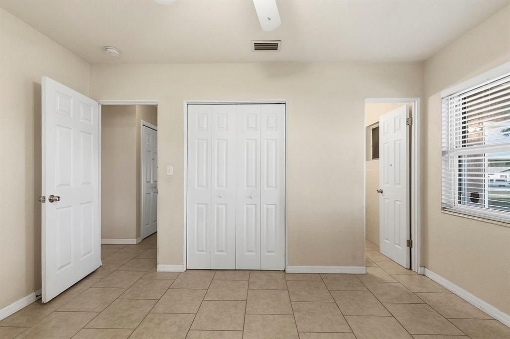 For Sale: $434,900 (4 beds, 2 baths, 2642 Square Feet)