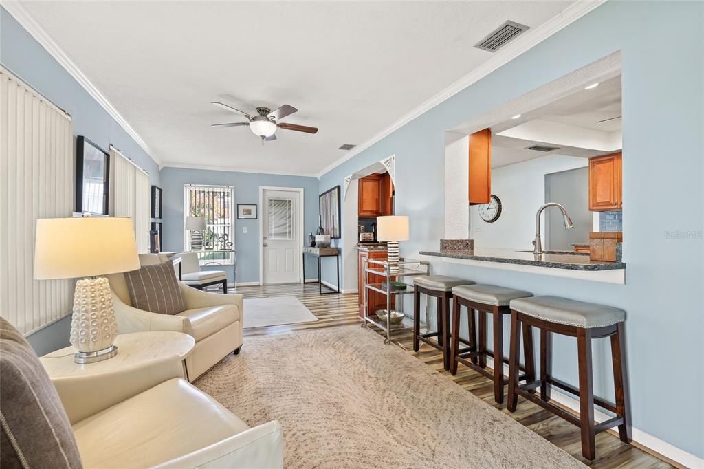 For Sale: $389,500 (2 beds, 2 baths, 1598 Square Feet)