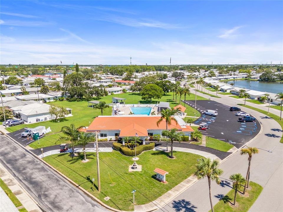 For Sale: $389,500 (2 beds, 2 baths, 1598 Square Feet)