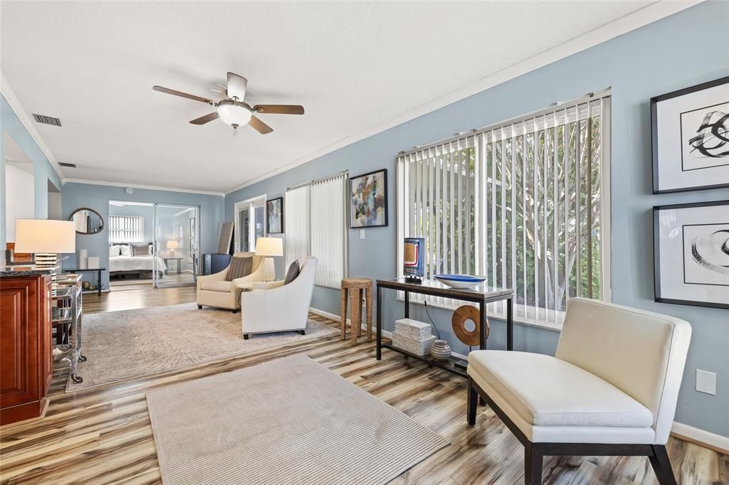 For Sale: $389,500 (2 beds, 2 baths, 1598 Square Feet)