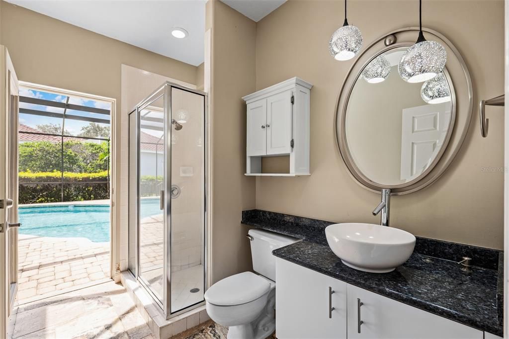 Под контрактом: $1,150,000 (3 спален, 3 ванн, 2760 Квадратных фут)