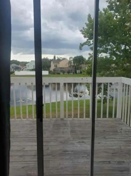 For Sale: $208,500 (2 beds, 2 baths, 1066 Square Feet)