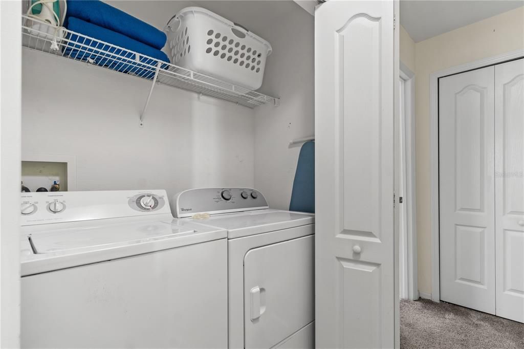 For Sale: $265,000 (2 beds, 2 baths, 1159 Square Feet)