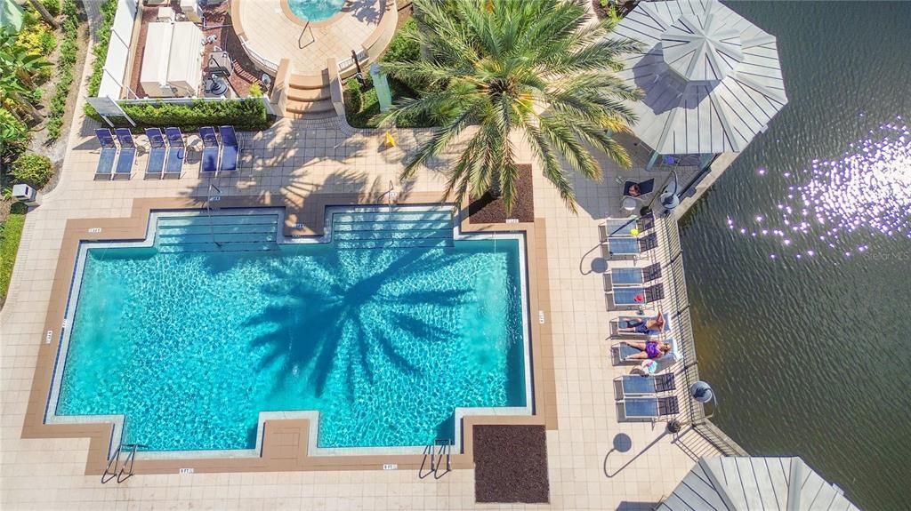 For Sale: $265,000 (2 beds, 2 baths, 1159 Square Feet)