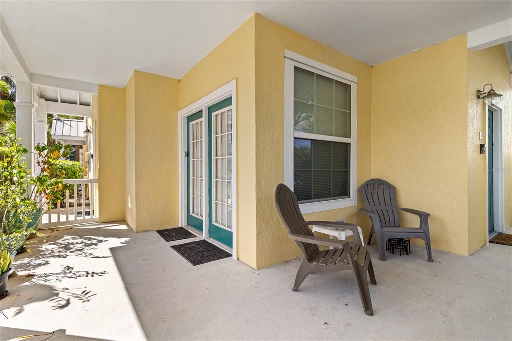 For Sale: $265,000 (2 beds, 2 baths, 1159 Square Feet)