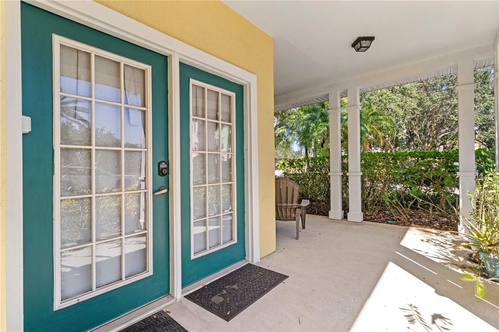 For Sale: $265,000 (2 beds, 2 baths, 1159 Square Feet)