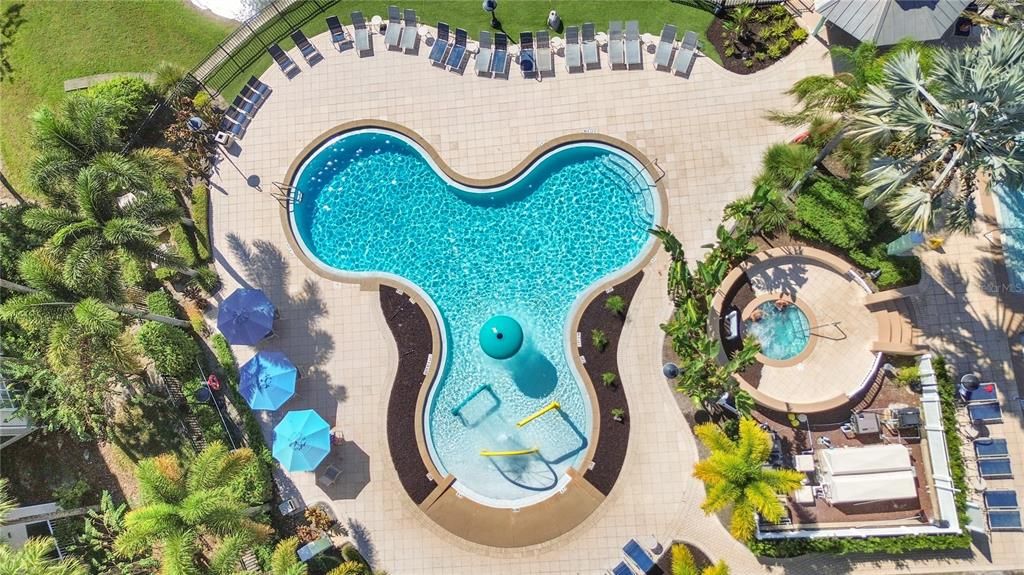 For Sale: $265,000 (2 beds, 2 baths, 1159 Square Feet)