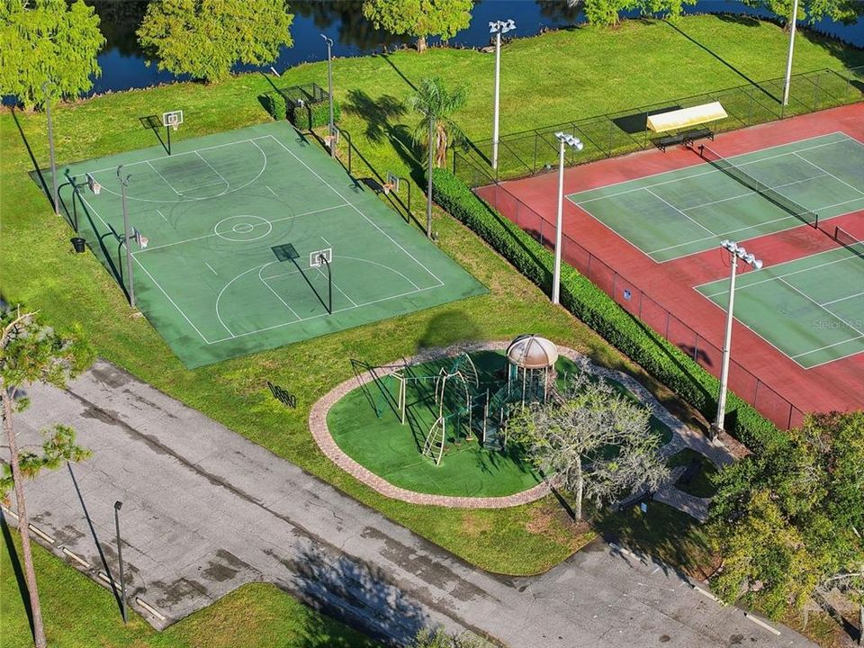 For Sale: $205,000 (2 beds, 2 baths, 1045 Square Feet)