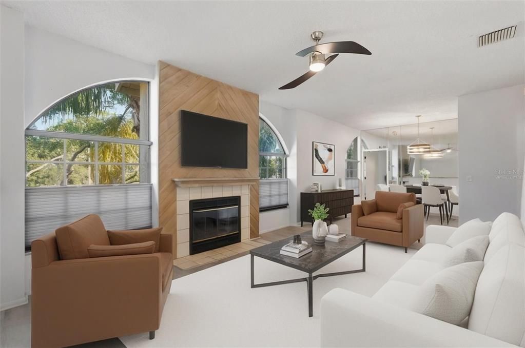 For Sale: $205,000 (2 beds, 2 baths, 1045 Square Feet)