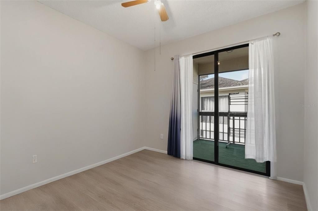 For Sale: $205,000 (2 beds, 2 baths, 1045 Square Feet)