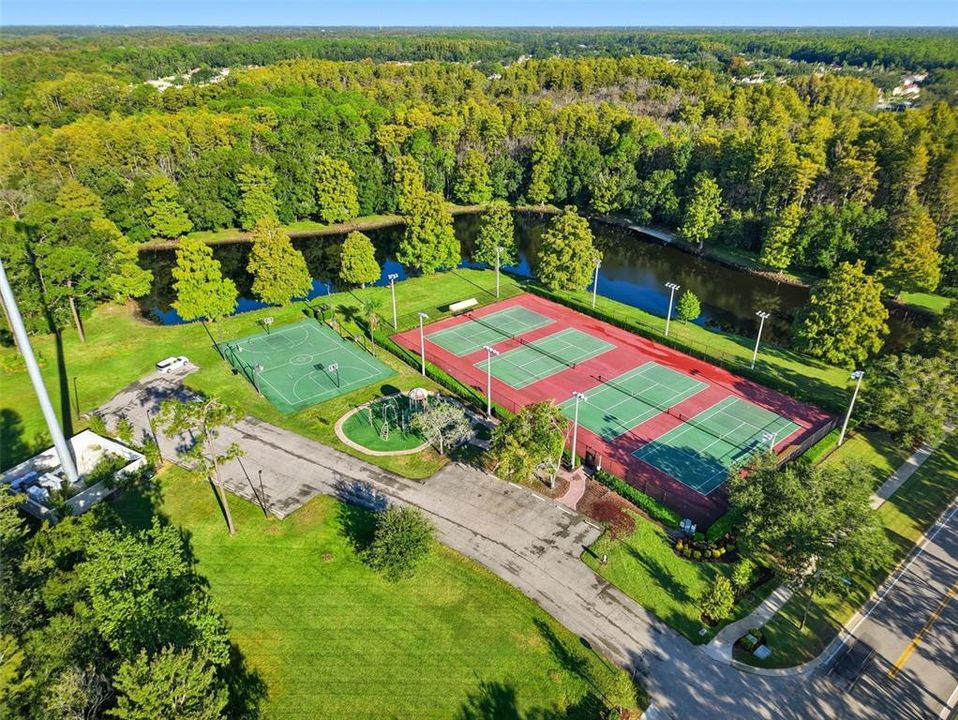 For Sale: $205,000 (2 beds, 2 baths, 1045 Square Feet)