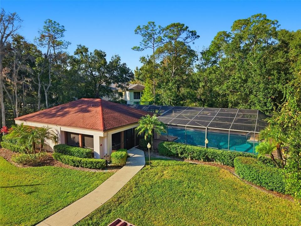 For Sale: $205,000 (2 beds, 2 baths, 1045 Square Feet)