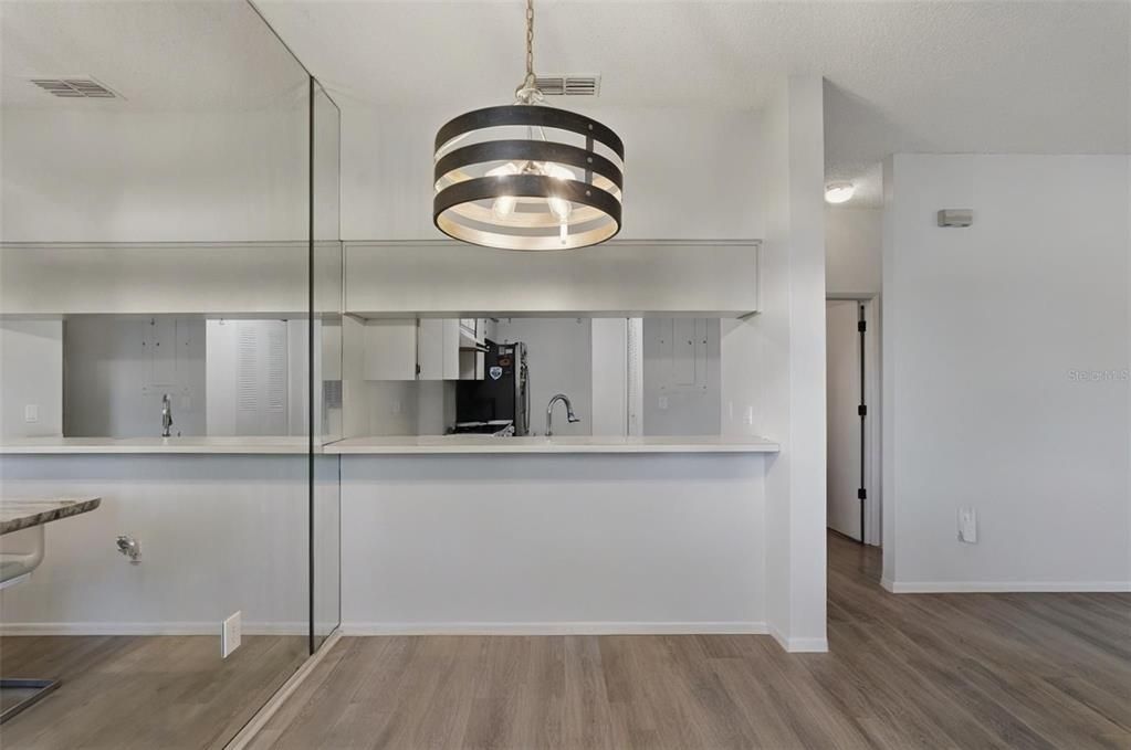 For Sale: $205,000 (2 beds, 2 baths, 1045 Square Feet)