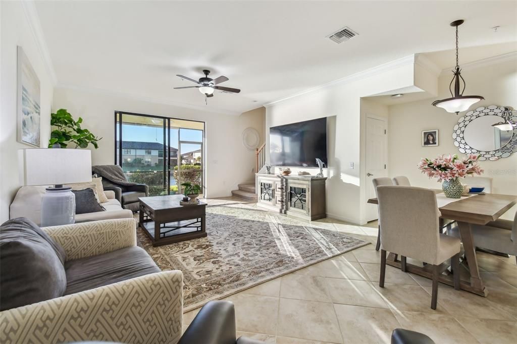 For Sale: $324,000 (3 beds, 2 baths, 1949 Square Feet)