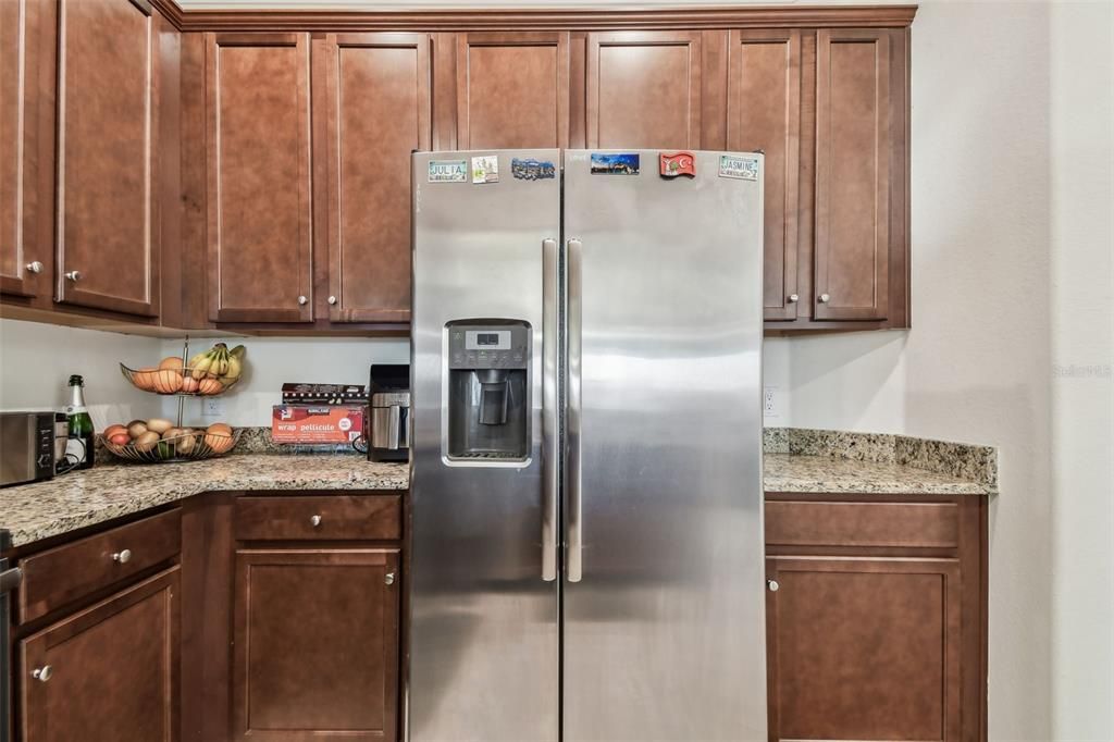 For Sale: $324,000 (3 beds, 2 baths, 1949 Square Feet)