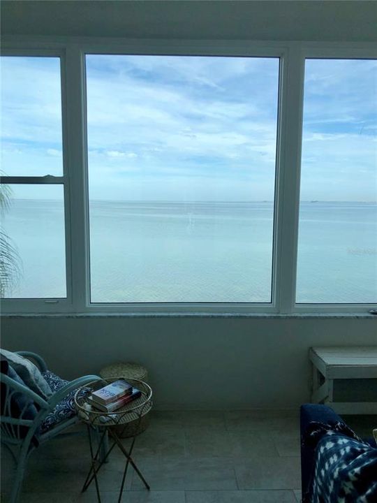 На продажу: $324,998 (1 спален, 1 ванн, 957 Квадратных фут)