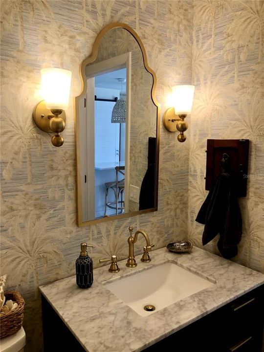 На продажу: $324,998 (1 спален, 1 ванн, 957 Квадратных фут)