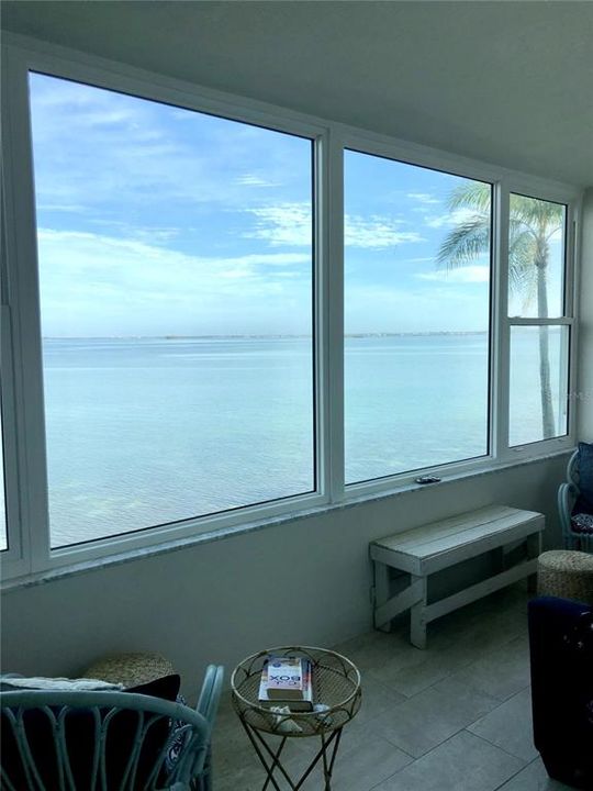 На продажу: $324,998 (1 спален, 1 ванн, 957 Квадратных фут)