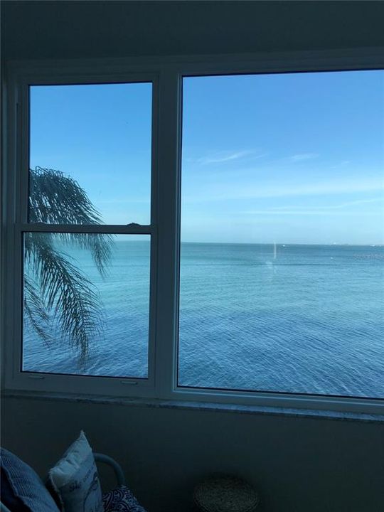 На продажу: $324,998 (1 спален, 1 ванн, 957 Квадратных фут)