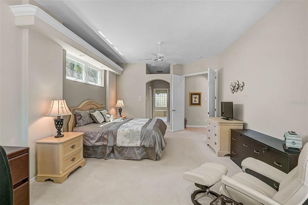 Active With Contract: $950,000 (4 beds, 3 baths, 3460 Square Feet)