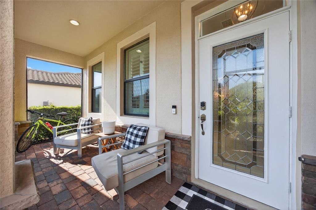 Active With Contract: $4,100 (4 beds, 3 baths, 2898 Square Feet)