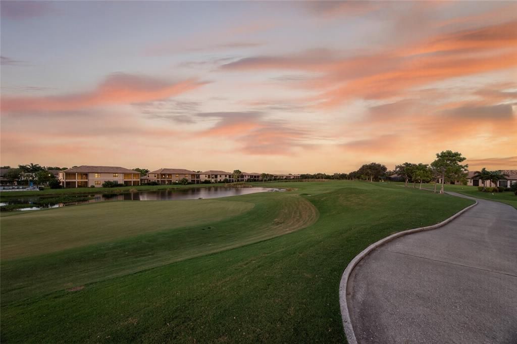 Active With Contract: $4,100 (4 beds, 3 baths, 2898 Square Feet)