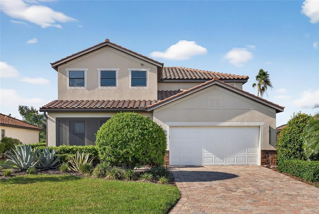 Active With Contract: $4,100 (4 beds, 3 baths, 2898 Square Feet)