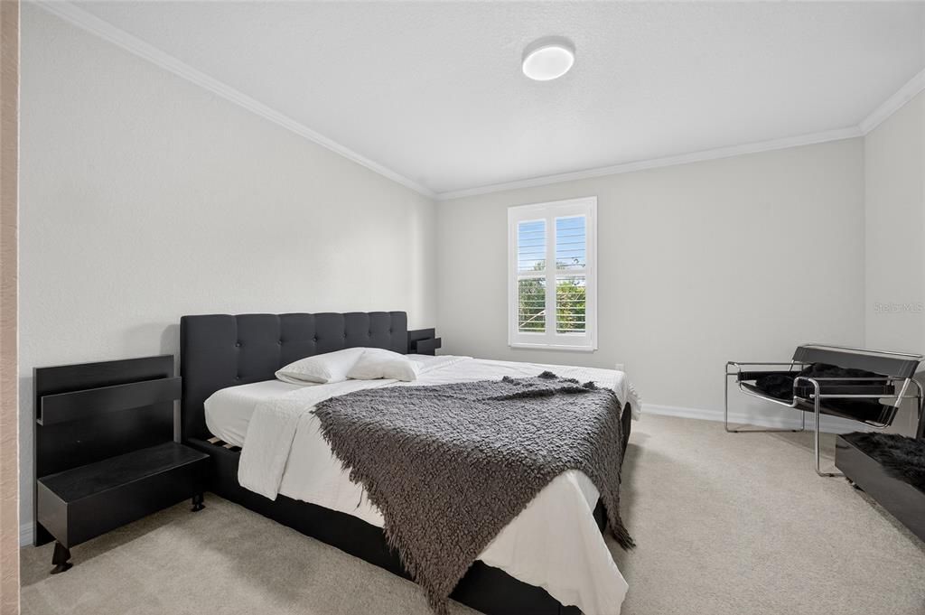 Active With Contract: $4,100 (4 beds, 3 baths, 2898 Square Feet)