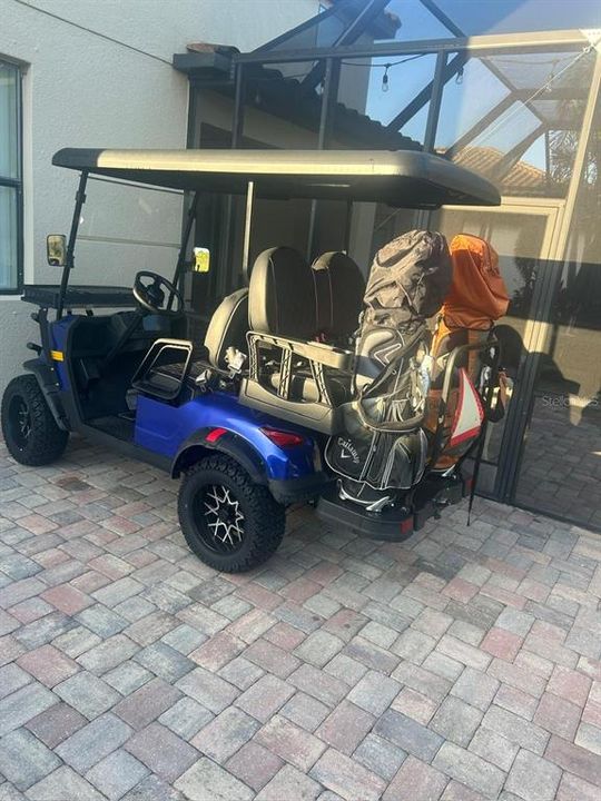 Active With Contract: $4,100 (4 beds, 3 baths, 2898 Square Feet)