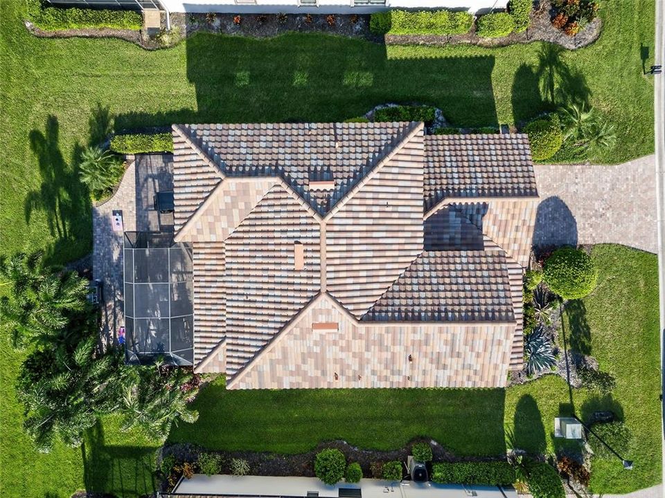 Active With Contract: $4,100 (4 beds, 3 baths, 2898 Square Feet)