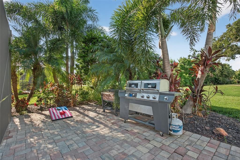 Active With Contract: $4,100 (4 beds, 3 baths, 2898 Square Feet)