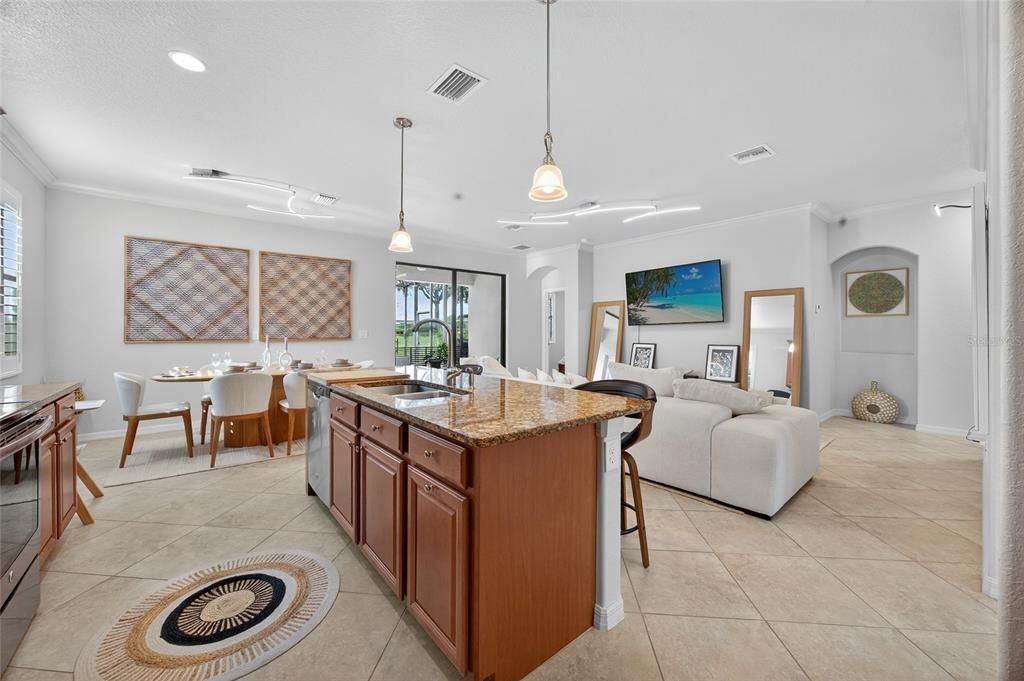 Active With Contract: $4,100 (4 beds, 3 baths, 2898 Square Feet)