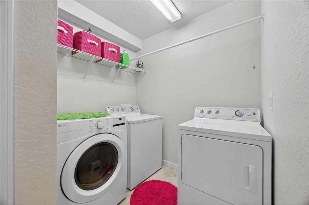 Active With Contract: $4,100 (4 beds, 3 baths, 2898 Square Feet)