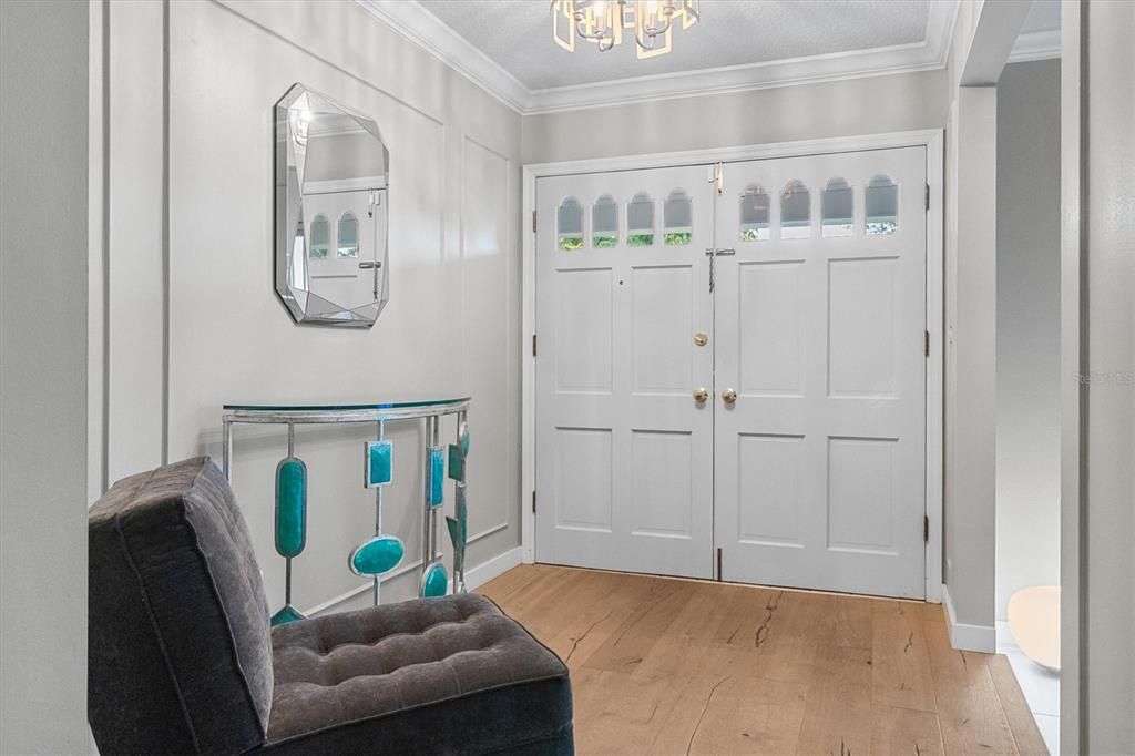 待售: $900,000 (4 贝兹, 2 浴室, 2700 平方英尺)