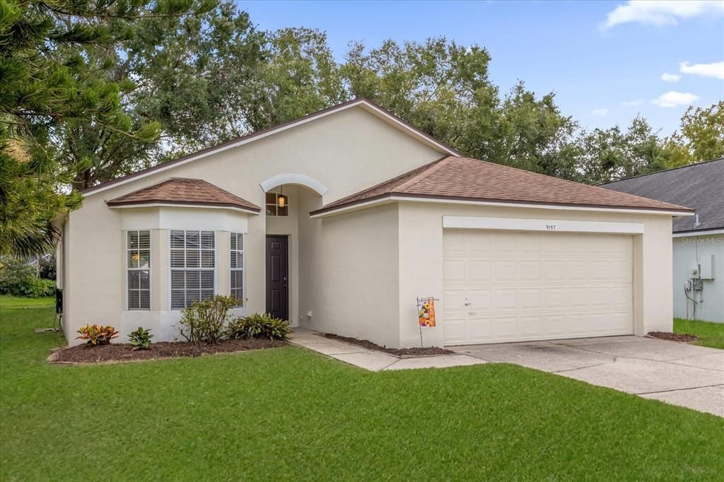 Active With Contract: $345,000 (3 beds, 2 baths, 1260 Square Feet)