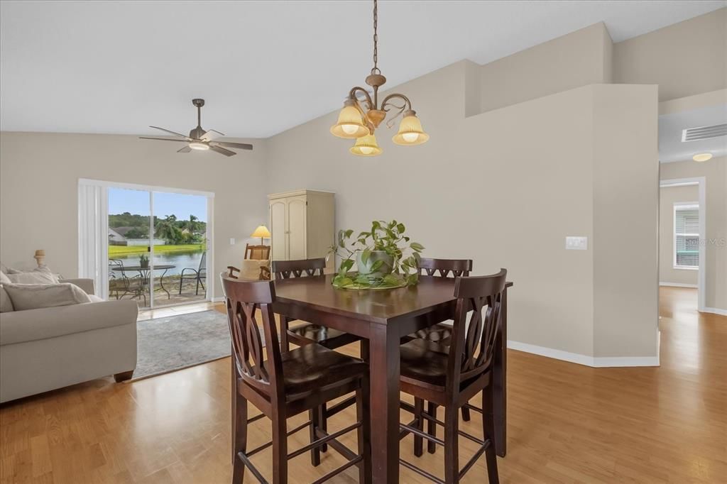 Active With Contract: $345,000 (3 beds, 2 baths, 1260 Square Feet)